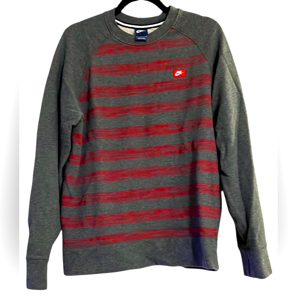 NIKE Mens Charcoal Gray/Red Striped Crewneck Sweatershirt, Size Large, GUC.